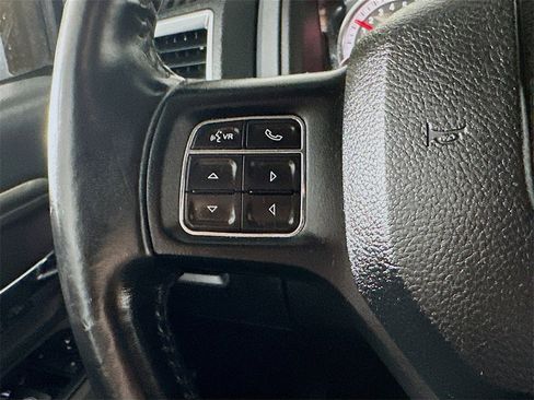 Used 2018 RAM 1500 Big Horn image 25