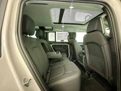 New 2026 Land Rover Defender 110 S AWD/4WD image 27