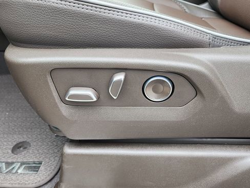 New 2026 GMC Sierra 1500 Denali AWD/4WD image 19