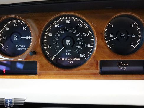 Used 2014 Rolls-Royce Phantom Drophead Coupe image 43