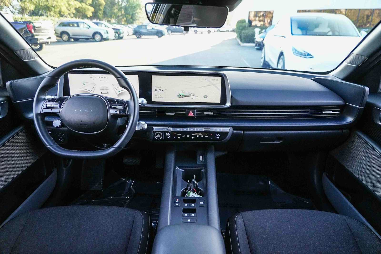 Used 2024 Hyundai Ioniq 6 SE RWD image 12
