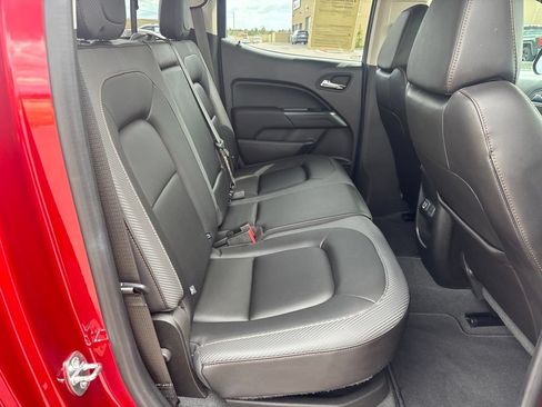 Used 2021 GMC Canyon AT4 w/ Driver Alert Package AWD/4WD image 17