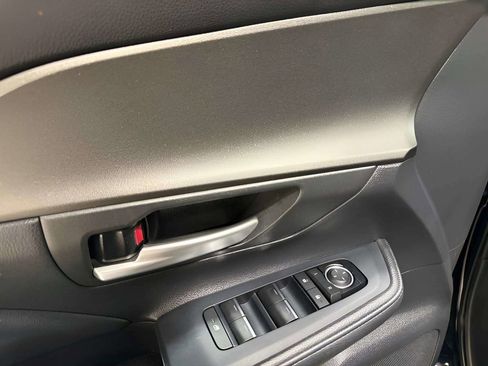 Used 2025 Toyota Grand Highlander AWD image 38