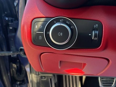 Used 2019 Alfa Romeo Giulia Ti Sport w/ Quick Order Package 22U Sport image 13