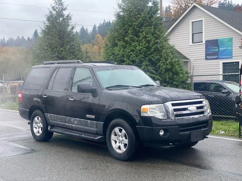 Used 2007 Ford Expedition XLT image 1
