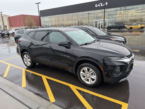 Used 2022 Chevrolet Blazer LT image 3