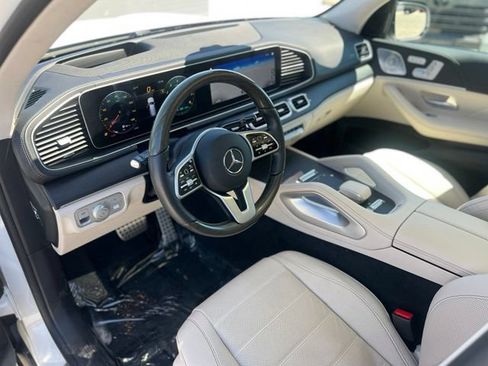 Used 2022 Mercedes-Benz GLS 450 4MATIC image 14