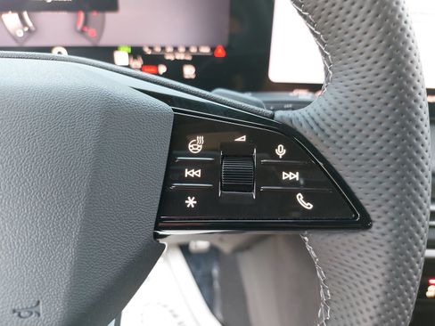 New 2026 Audi SQ5 Premium Plus AWD/4WD image 18