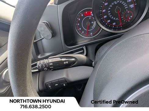 Certified 2023 Hyundai Elantra SEL image 28