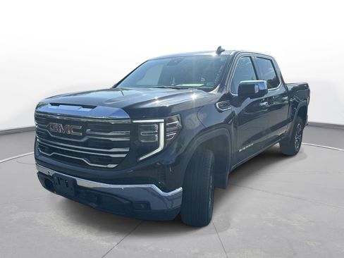 Used 2025 GMC Sierra 1500 SLT AWD/4WD image 2