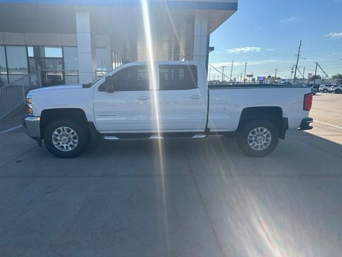 Used 2019 Chevrolet Silverado 2500 LT w/ All Star Edition RWD image 28
