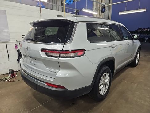 Used 2023 Jeep Grand Cherokee L Laredo AWD/4WD image 3