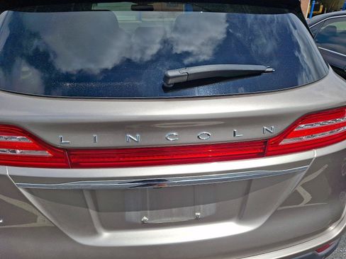 Used 2019 Lincoln MKC Reserve w/ MKC Climate Package AWD/4WD image 6