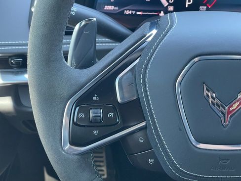 Used 2020 Chevrolet Corvette Stingray Premium Cpe w/ 3LT Preferred Equipment Group image 15