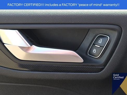 Used 2025 Ford Escape ST-Line Select AWD/4WD image 24