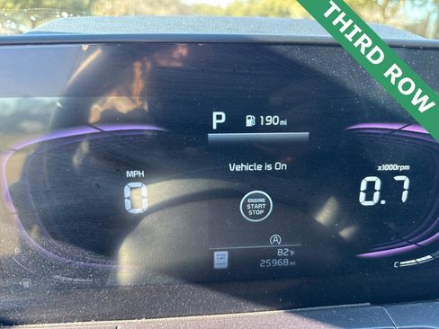 Used 2025 Kia Telluride S image 36