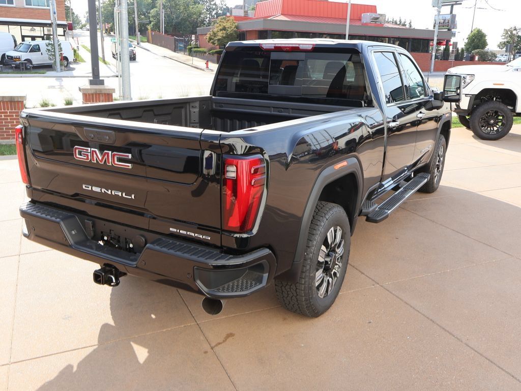 New 2026 GMC Sierra 2500 Denali w/ Denali Reserve Package AWD/4WD image 5