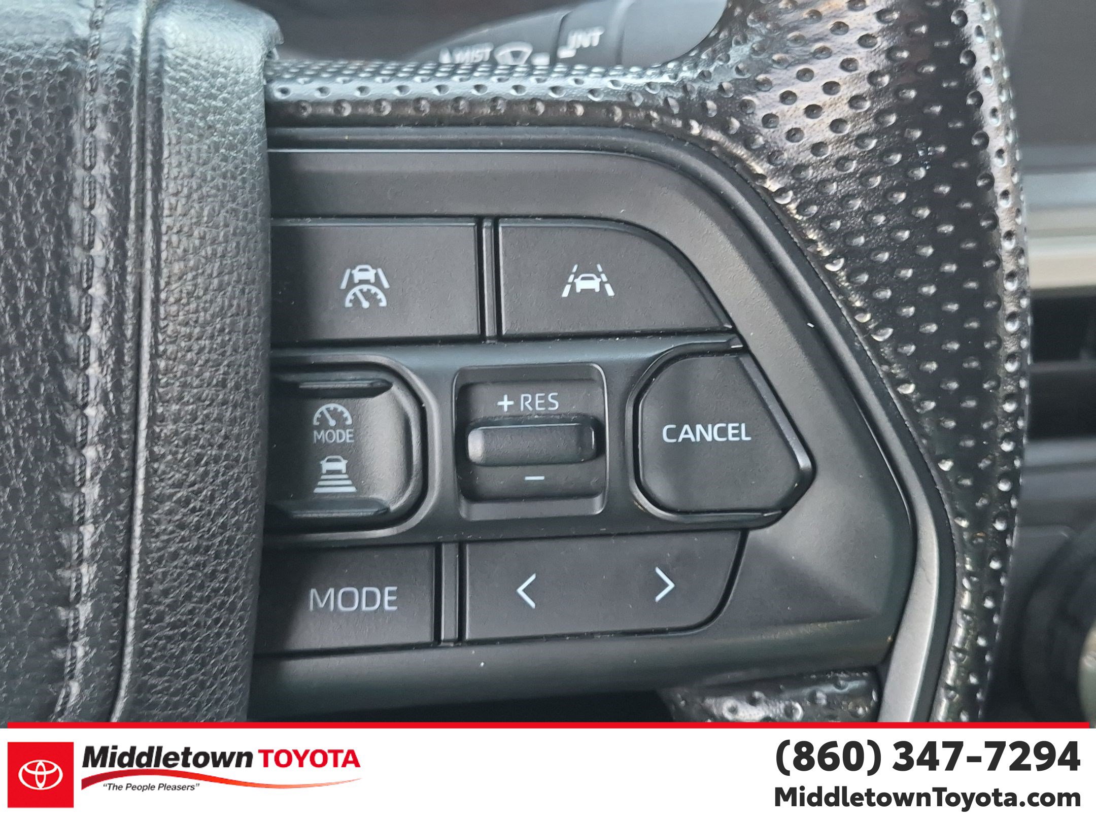 Used 2025 Toyota Tacoma SR5 AWD/4WD image 20