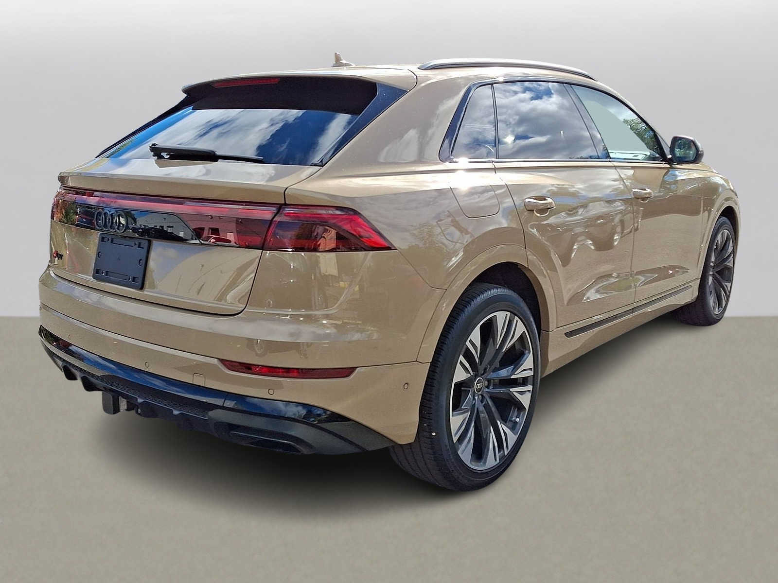 Certified 2025 Audi Q8 Prestige AWD/4WD image 31