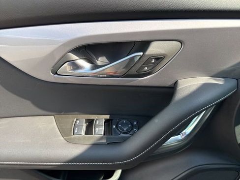 New 2025 Chevrolet Blazer LT w/ Midnight/Sport Edition image 7