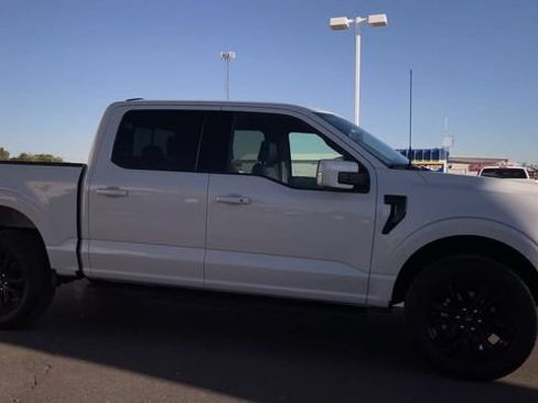 Used 2025 Ford F150 Lariat AWD/4WD image 3