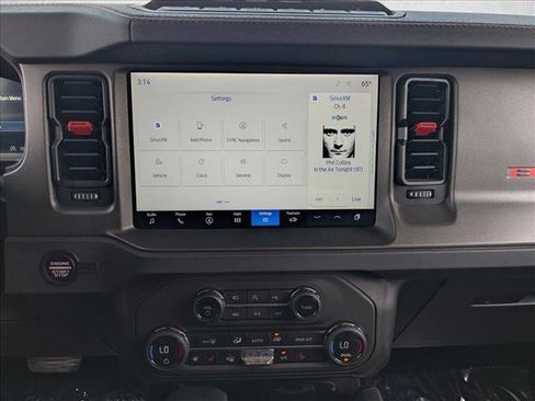Certified 2025 Ford Bronco Raptor w/ Interior Carbon Fiber Pack AWD/4WD image 15