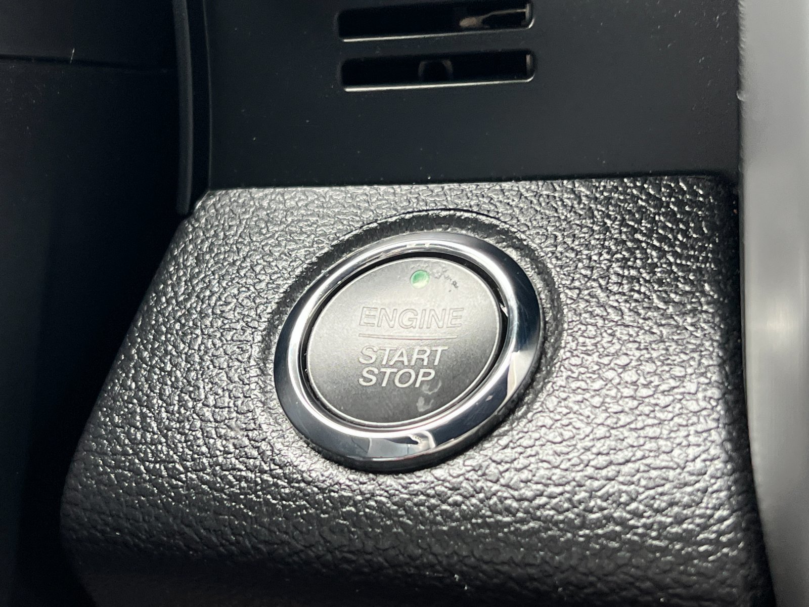 Used 2018 Ford F150 Platinum w/ Equipment Group 701A Luxury RWD image 21