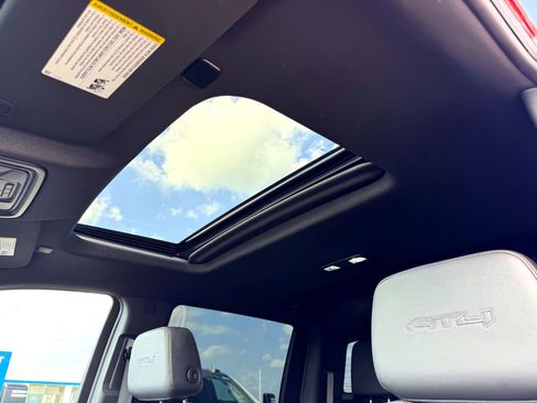 Used 2024 GMC Sierra 1500 AT4 w/ Technology Package image 15