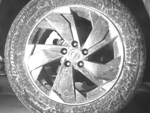 Used 2025 Nissan Rogue SV image 15