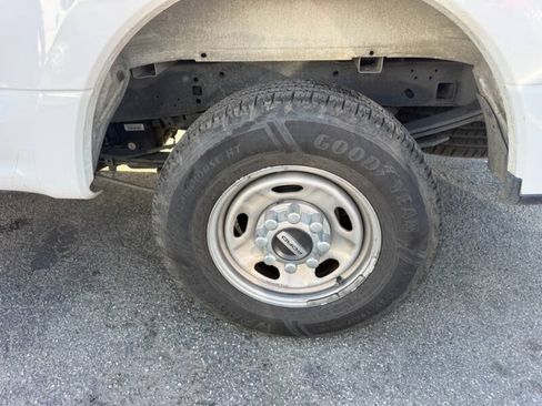 Used 2020 Ford F250 XL w/ Power Equipment Group RWD image 16