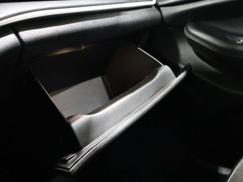 Used 2023 Jeep Grand Cherokee L Laredo image 30