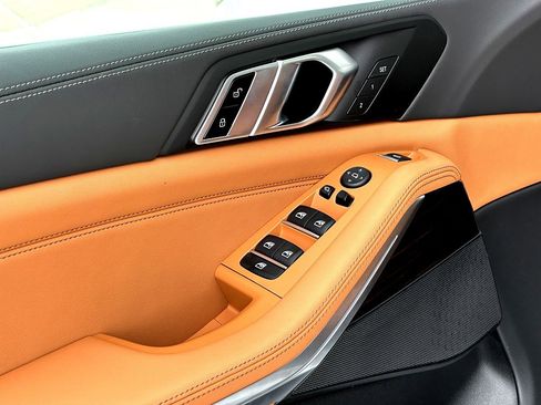 New 2026 BMW X5 xDrive40i w/ Parking Assistance Package image 11