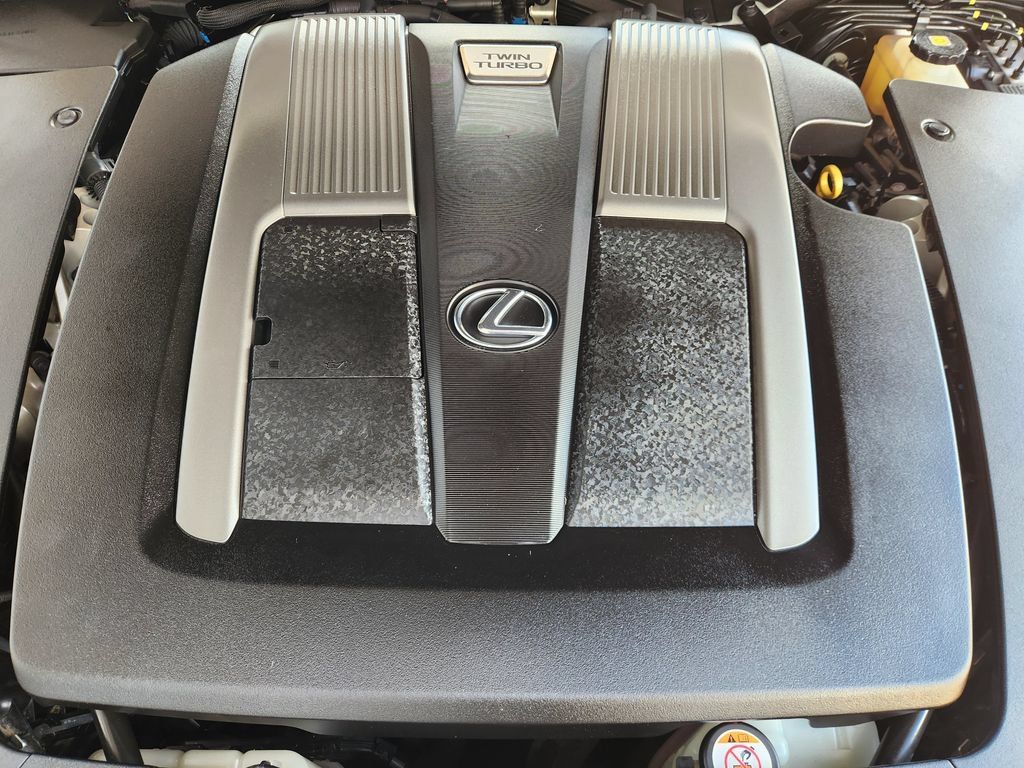 Used 2020 Lexus LS 500 w/ Accessory Package (Z2) RWD image 32