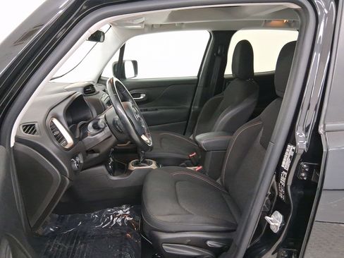 Used 2016 Jeep Renegade 75th Anniversary image 5