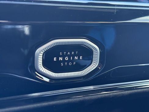 New 2026 Jeep Grand Cherokee Altitude RWD image 19