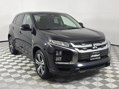 Used 2020 Mitsubishi Outlander Sport SE image 3