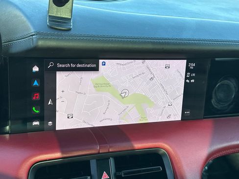 Used 2020 Porsche Taycan 4S image 24