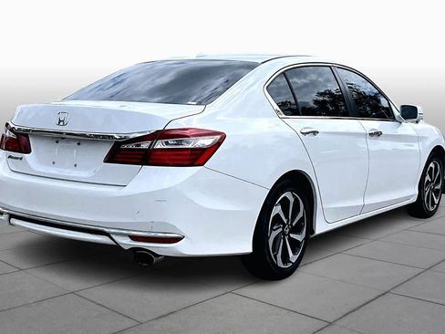 Used 2016 Honda Accord EX image 12