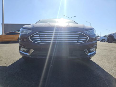 Used 2017 Ford Fusion SE image 6