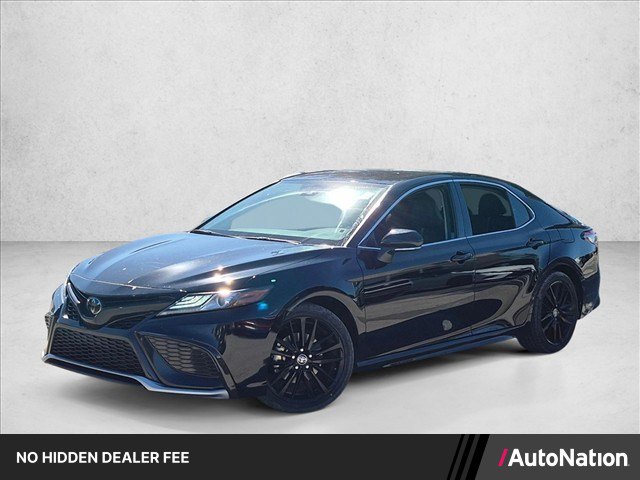 Used 2024 Toyota Camry XSE FWD image 1