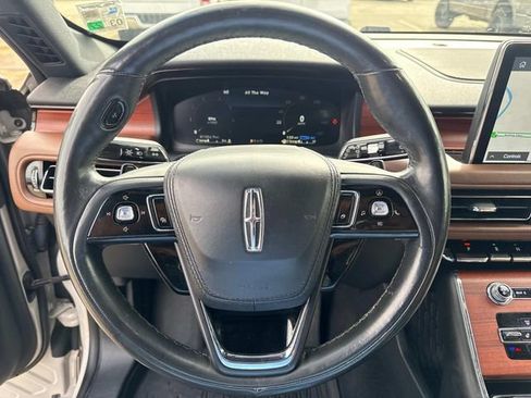 Used 2022 Lincoln Aviator Grand Touring w/ Equipment Group 301A AWD/4WD image 28