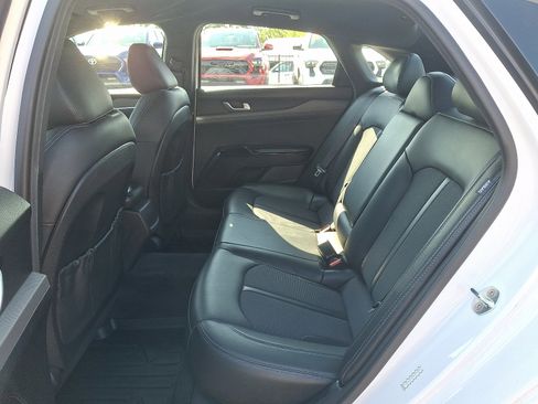 Used 2022 Kia K5 GT-Line image 10