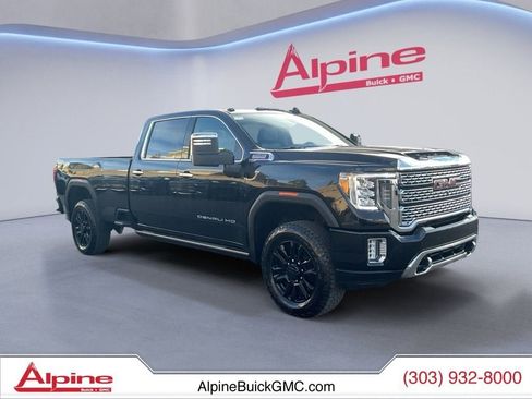 Used 2023 GMC Sierra 2500 Denali w/ Denali Black Diamond Edition image 7