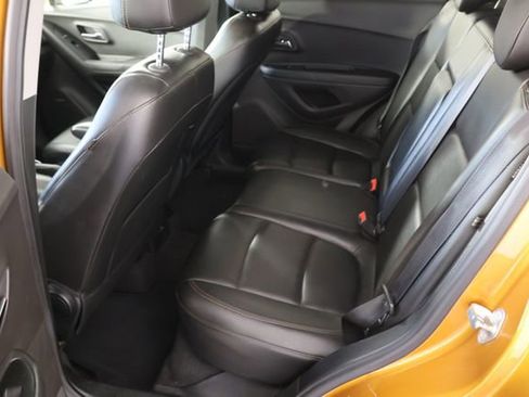 Used 2017 Chevrolet Trax Premier AWD/4WD image 19