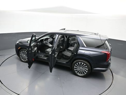 Used 2024 Hyundai Palisade Calligraphy image 46