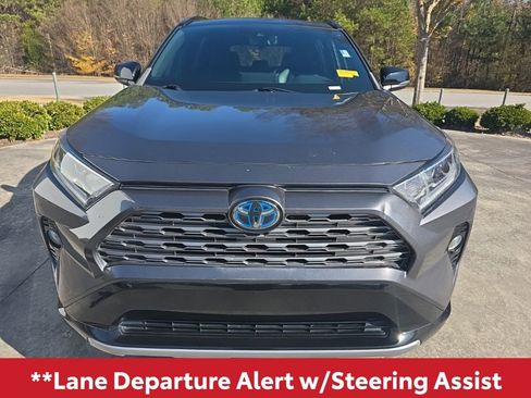 Used 2019 Toyota RAV4 XSE w/ XSE Weather Package image 12