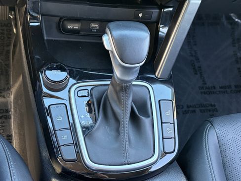 Certified 2024 Kia Seltos EX image 29