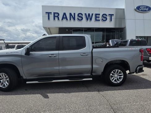Used 2025 Chevrolet Silverado 1500 RST AWD/4WD image 2