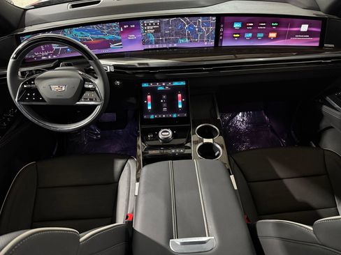 New 2025 Cadillac Escalade Premium Luxury w/ Touring Package image 14