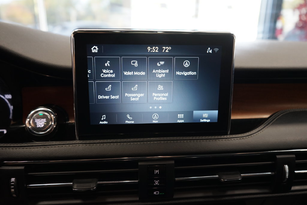 Used 2020 Lincoln Corsair Reserve w/ Elements Package AWD/4WD image 40